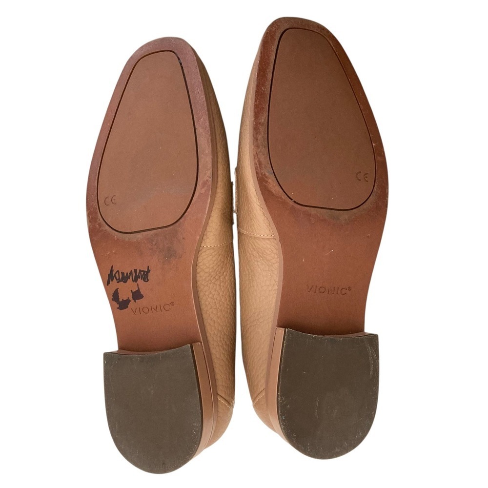 SOLD Vionic Sellah tan Leather Loafers shoes 9 Pebbled comfort preppy minimalist - Picture 11 of 15